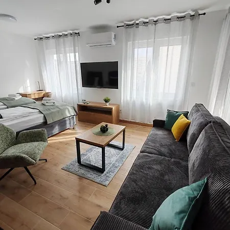Surcin Central Stay Apartment Surcin