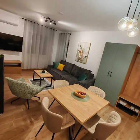 Surcin Central Stay 아파트 *