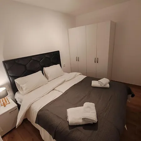 아파트 Surcin Central Stay