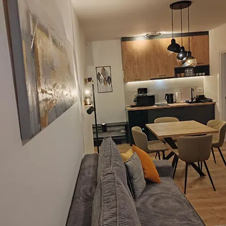 Surcin Central Stay 아파트