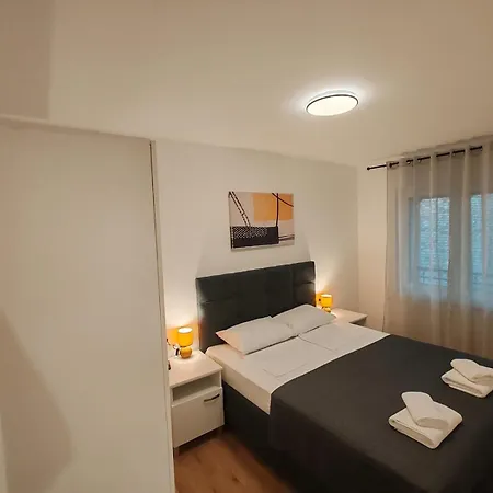 Surcin Central Stay 아파트 Surčin